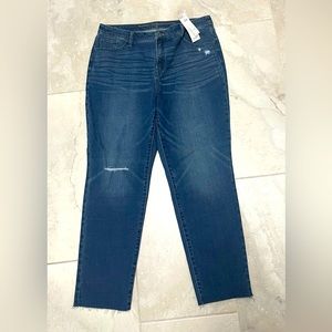 NWT Chico’s 2.5 So Slimming Girlfriend Ankle Jeans Blue Indigo Size 14
